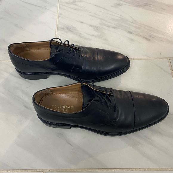 Men’s Cole Haan Modern Essentials Cap Toe Oxfords - Picture 3 of 4